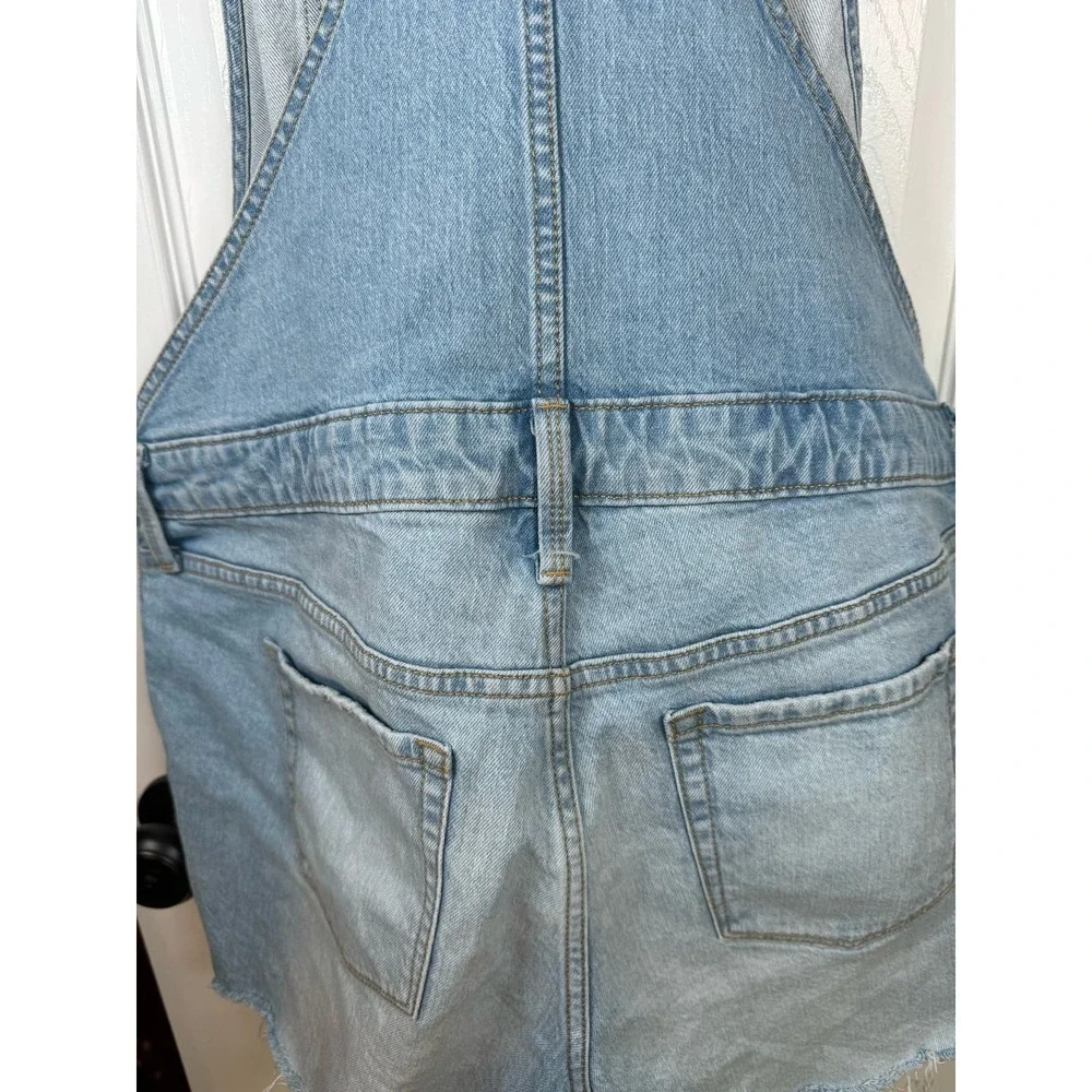 Isabel Maternity  Ingrid & Isabel Shotalls Jean Shorts and Bib Overalls Womens 8 - Picture 7 of 13